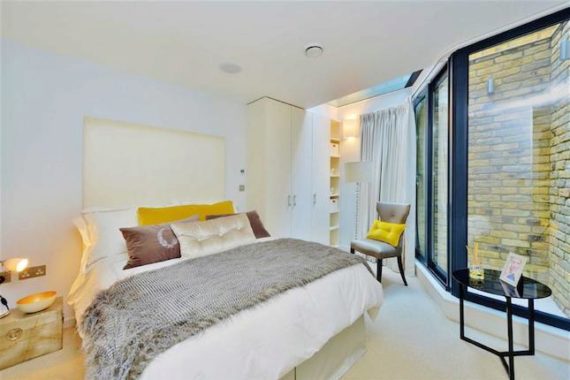 2 Bedroom Flat