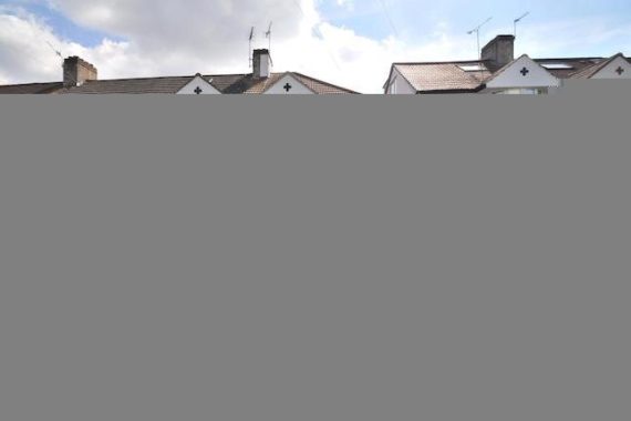 3 Bedroom End of Ter...