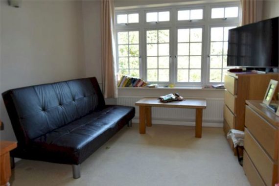 1 Bedroom Flat