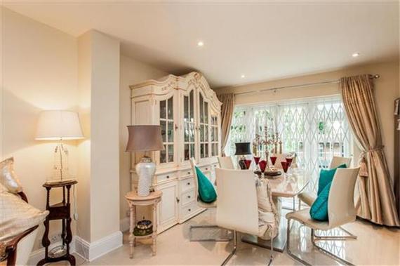 4 Bedroom Semi-Detac...