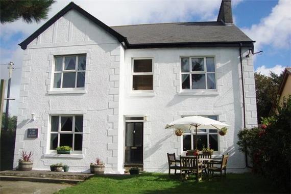 5&nbsp;Bedroom&nbsp;Detached