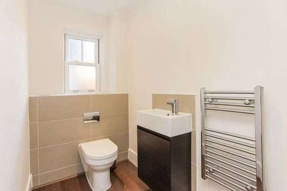 6&nbsp;Bedroom&nbsp;Detached