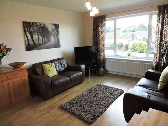 2 Bedroom Flat