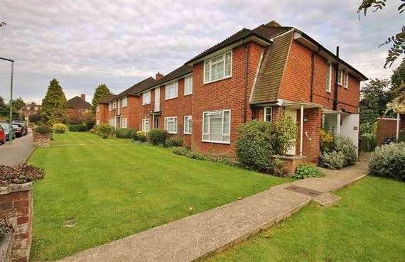 2 Bedroom Maisonette