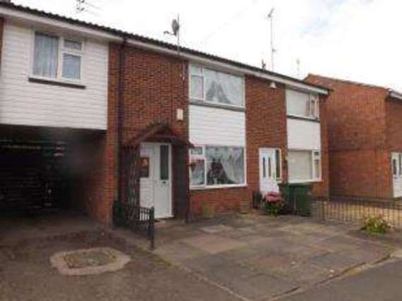 2 Bedroom End of Ter...