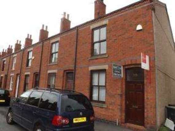 2 Bedroom End of Ter...