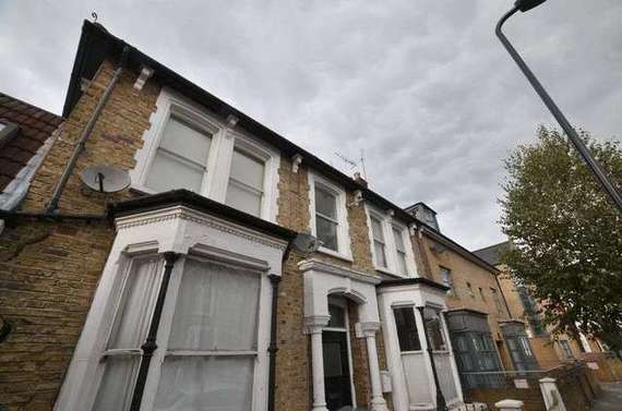 1 Bedroom Flat