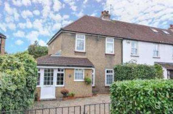 3 Bedroom End of Ter...