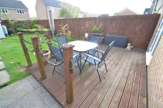 4 Bedroom End of Ter...