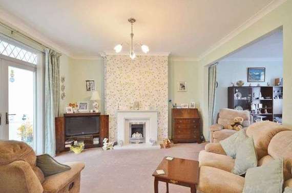 3 Bedroom Semi-Detac...