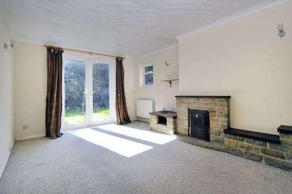 5 Bedroom Semi-Detac...
