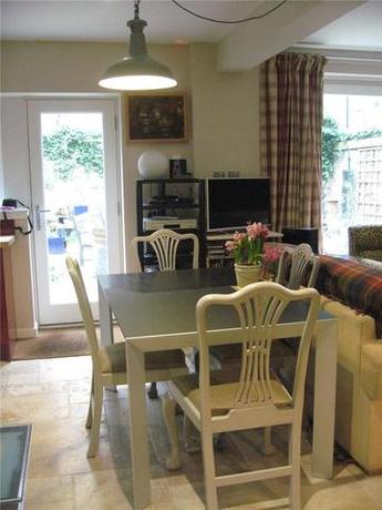 2 Bedroom Flat