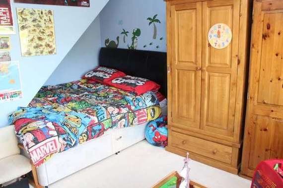 3 Bedroom Semi-Detac...