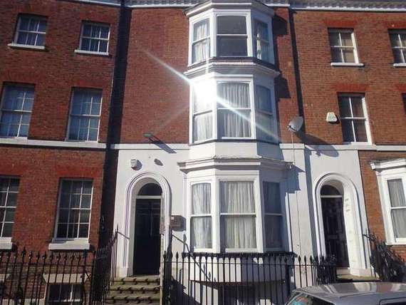 6&nbsp;Bedroom&nbsp;Terraced