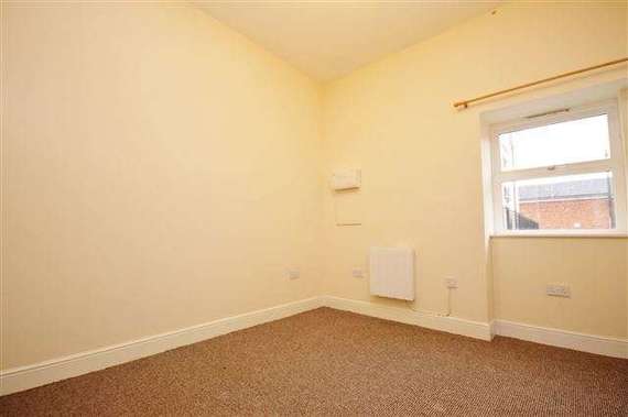 2 Bedroom Ground Fla...