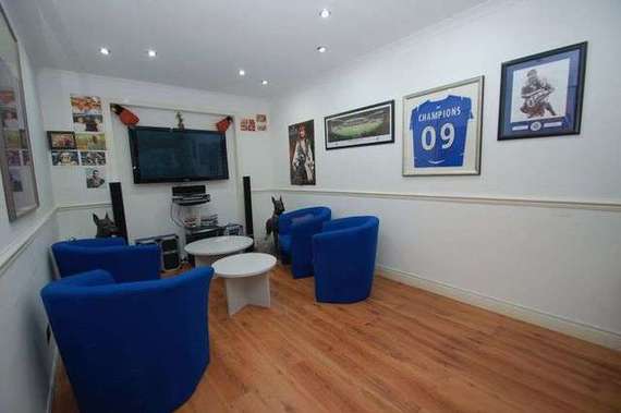 6&nbsp;Bedroom&nbsp;Detached