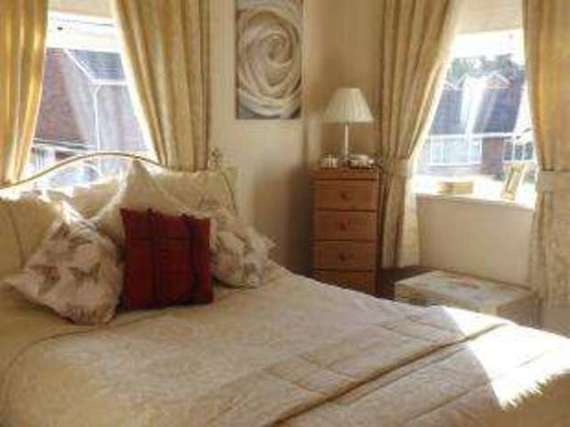 3&nbsp;Bedroom&nbsp;Semi-Detac...