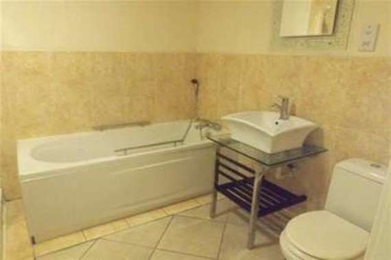 2&nbsp;Bedroom&nbsp;Flat