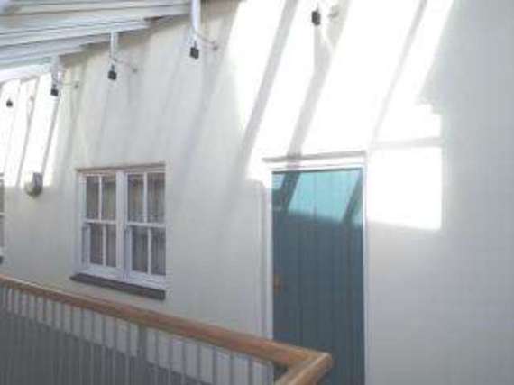1 Bedroom Maisonette