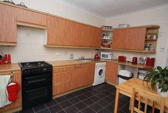 2 Bedroom Flat