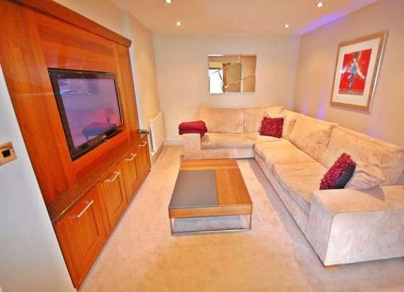 5 Bedroom Detached