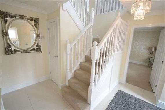 5 Bedroom Detached