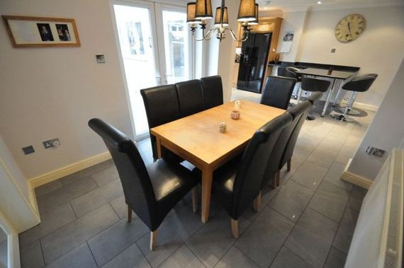 5&nbsp;Bedroom&nbsp;Detached