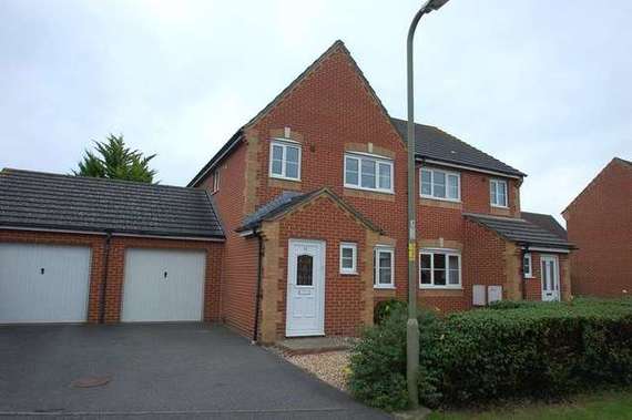3 Bedroom Semi-Detac...
