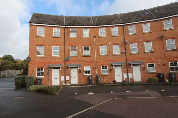 5 Bedroom Terraced