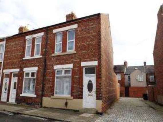 2 Bedroom End of Ter...