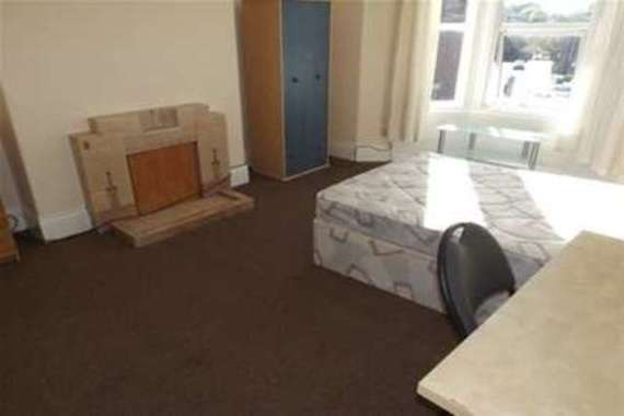 3 Bedroom Flat