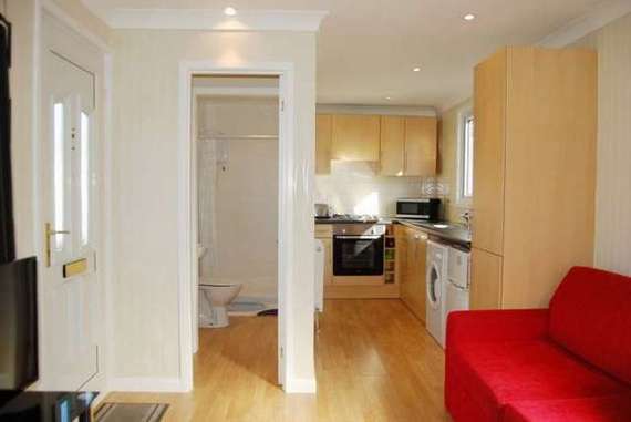 1 Bedroom Detached