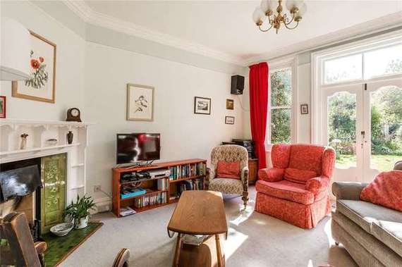 4&nbsp;Bedroom&nbsp;Semi-Detac...