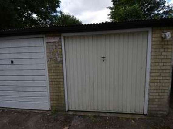 1&nbsp;Bedroom&nbsp;Parking