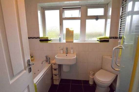 3 Bedroom Semi-Detac...