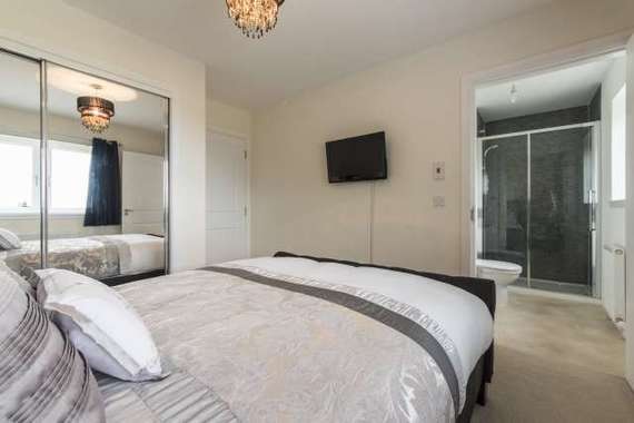 2 Bedroom Ground Fla...