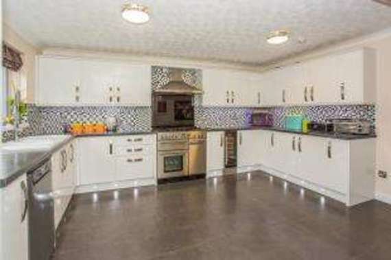 4&nbsp;Bedroom&nbsp;Detached