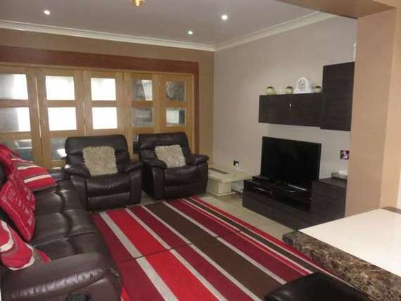 3 Bedroom Semi-Detac...