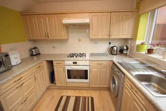 3 Bedroom Semi-Detac...