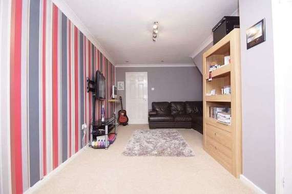 2 Bedroom Terraced