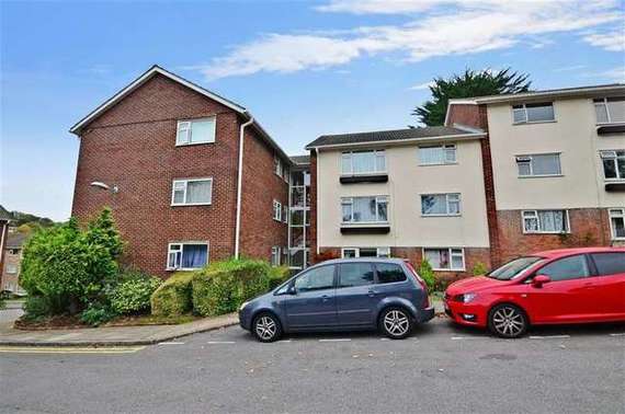 2 Bedroom Flat