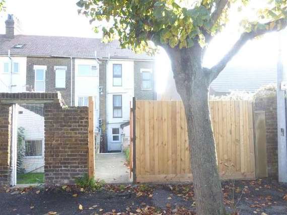 1&nbsp;Bedroom&nbsp;Ground Fla...