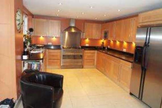 4 Bedroom Semi-Detac...