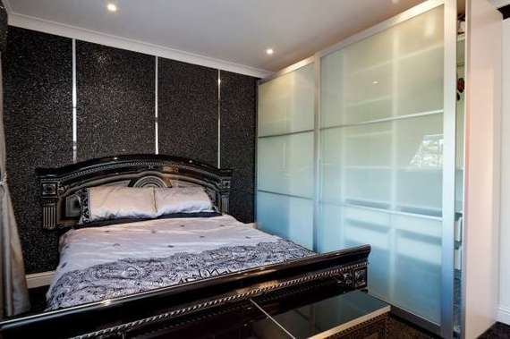 4 Bedroom Detached V...