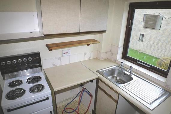 2 Bedroom Flat