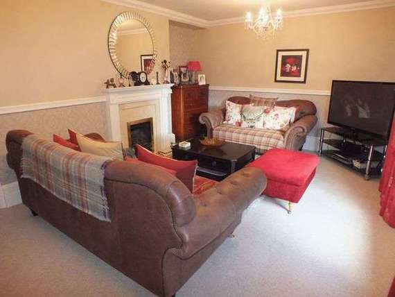 3 Bedroom Semi-Detac...