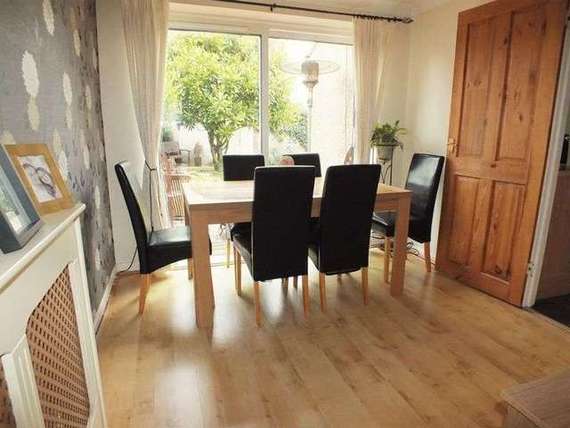 4 Bedroom Semi-Detac...