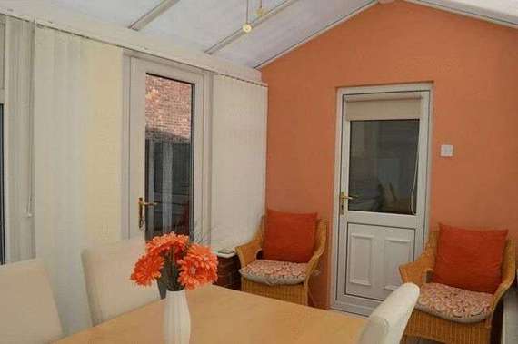 3 Bedroom Semi-Detac...