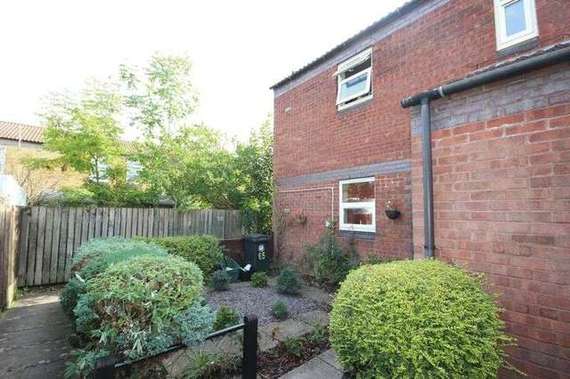 2 Bedroom Flat