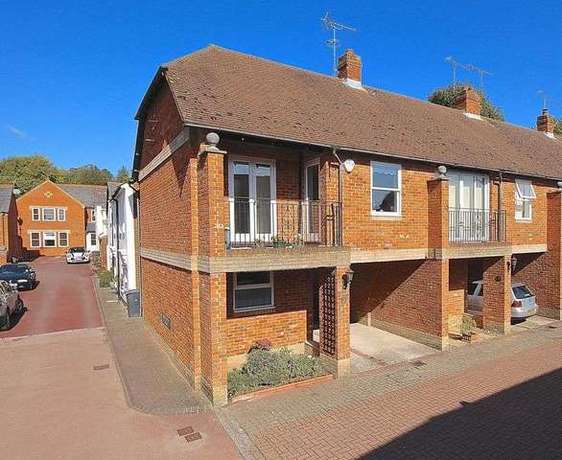 2 Bedroom Terraced